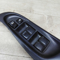 Блок управления стеклоподъёмниками Nissan Almera II N16