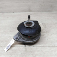 Опора двигателя подушка Audi 80 B4 оригинал 
