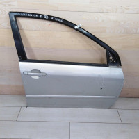 Дверь передняя правая Toyota corolla e120 хэтчбек 