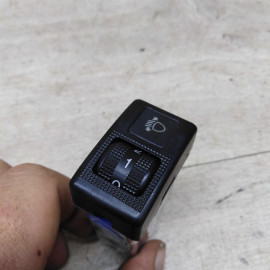 Кнопка корректора фар Mazda 323