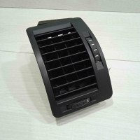 Дефлектор обдува салона левый Skoda Octavia II A5