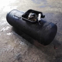 Газовый баллон автомобильный бак