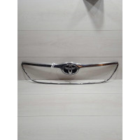 Решетка радиатора Toyota Corolla IX (E120, E130)  