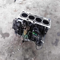 Блок двигателя 1.6i alz Audi A4 B6   