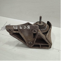 Опора двигателя левая 2.6i 2.8i Audi 100 C4, Audi A6 C4