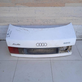 Крышка багажника Audi 80 B4