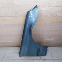 Крыло переднее правое Mercedes Benz C-класс (w203)