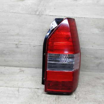 Фонарь задний правый Mitsubishi Space Wagon III
