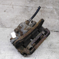 Суппорт задний левый Mitsubishi Space Wagon III рестайлинг