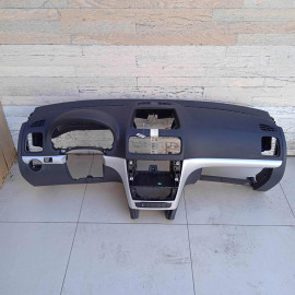 Торпедо с Airbag Skoda Yeti I   панель салона Торпеда с подушкой безопасности Airbag 1.2i АКПП (робот) 2013гв передний привод дорестайлинг бу
