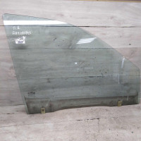 Стекло двери переднее правое Hyundai Santa Fe I Стекло двери переднее правое Hyundai Santa Fe I