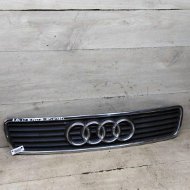 Решётка радиатора Audi A4 B5