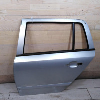 Дверь задняя левая Opel Astra h дорестайлинг универсал