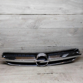 Решетка радиатора Opel Vectra C до рест