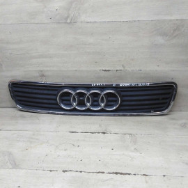 Решетка радиатора Audi A4 b5 до рест