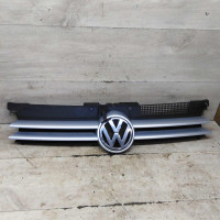 Решётка радиаторов Volkswagen Golf 4 