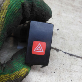 Кнопка аварийной сигнализации Hyundai Matrix
