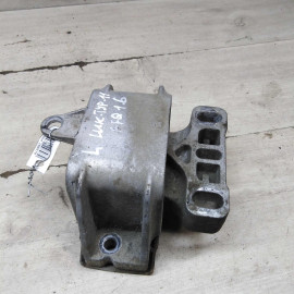 Опора МКПП Volkswagen Golf 4 Volkswagen Bora Skoda Octavia I (A4)