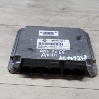 ЭБУ двигателем Audi A4 B5 3B0907557C