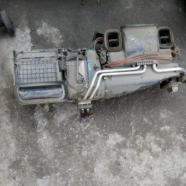 Корпус печки с радиатором печки и радиатором кондиционера а также с заслонками Mercedes Бенц Е320