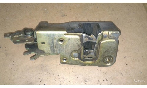 Замок задней правой двери lt-35. Замок двери на т4. Фольксваген транспортер 97 год замок двери деталировка. Замок двери vw t4. Передний замок двери vw t4.