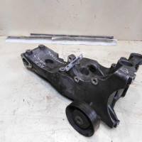 Кронштейн генератора кондиционера Audi A4 B6 8E 2.0i ALT