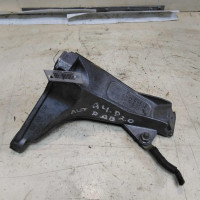 Кронштейн двигателя правый Audi A4 B6 8E 2.0i ALT