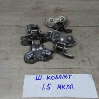 Петля двери Chevrolet Cobalt