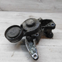 Кронштейн натяжителя ремня Chery Amulet 1.6i