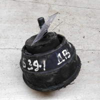Опора двигателя подушка BMW E39