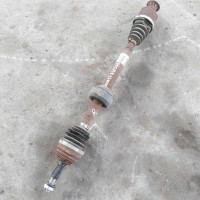 Полуось привод правый МКПП Nissan Almera III G15