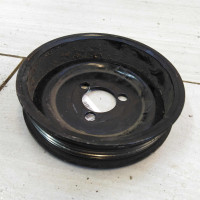 Шкив помпы Volkswagen Polo Sedan