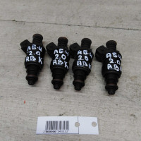 Форсунка топливная Audi 80 B4 2.0 abk