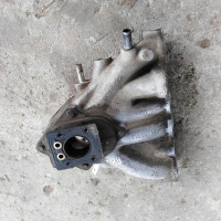 Коллектор впускной Audi 80 B3