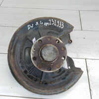 Цапфа задняя левая ступица Volkswagen Jetta 5 Golf 5