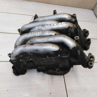 Коллектор впускной 2.6i ABC Audi 100 C4 