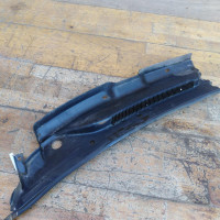 Декоративная накладка жабо дождевик водоотводящий щиток левая Daewoo Nexia 1.5i