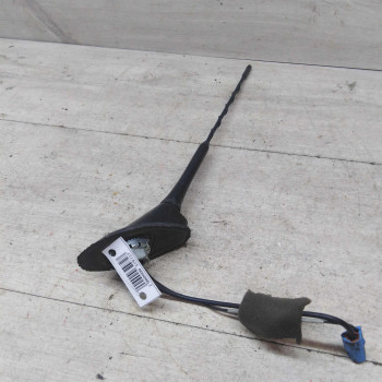 Антенна Opel Zafira A