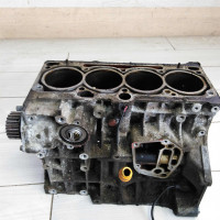 Блок двигателя Skoda Octavia A5 1.6i BSF двигатель ДЕФЕКТ