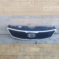 Решётка радиатора дефект Kia Cerato 2 