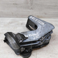Кронштейн на двигатель Ford Focus 1 1.6 CCDA