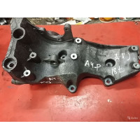 Кронштейн генератора Audi A4 B6 06B903143L 06В903143L 